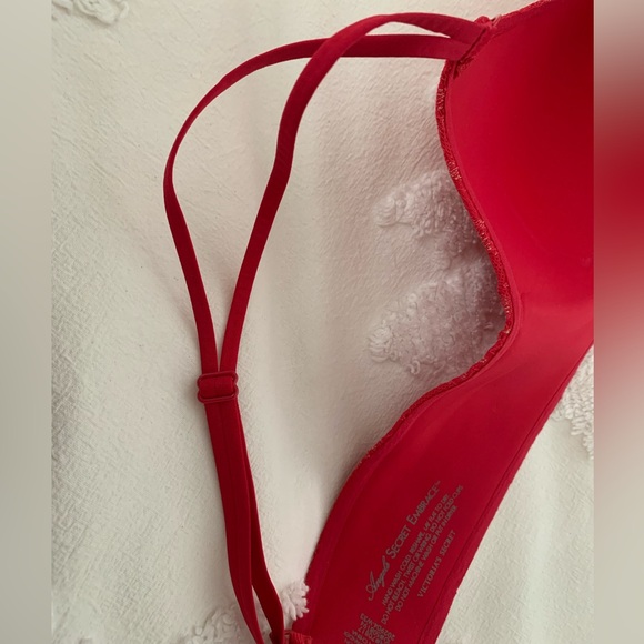 Victoria’s Secret Bra: Red Lace w/Gold Metallic Thread, Double Straps 38C - Picture 10 of 14